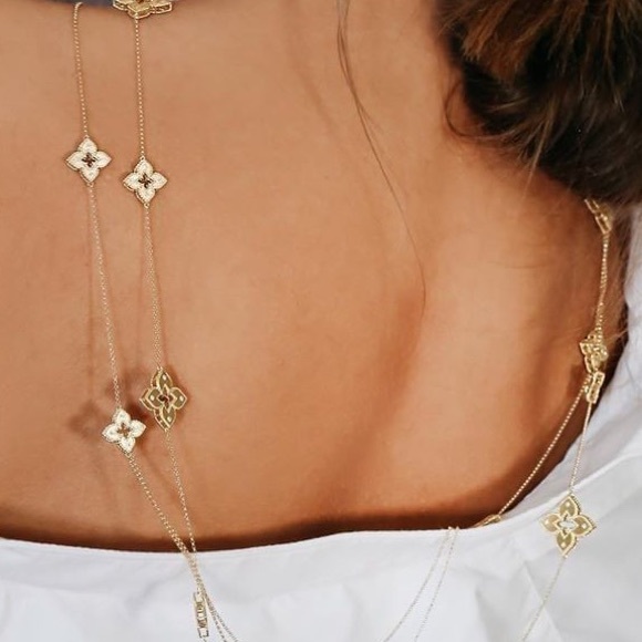 18k Venetian Station Necklace - Picture 14 of 14